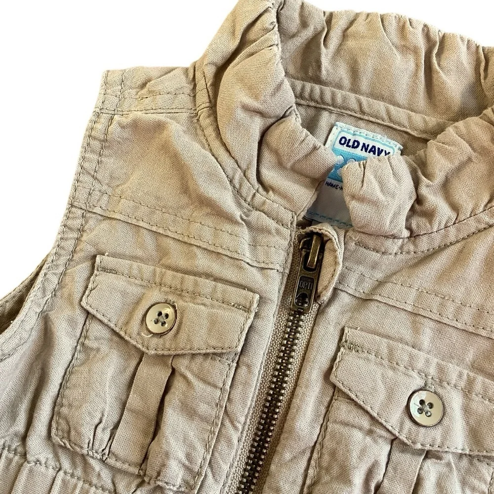 Old Navy Safari Cargo Vest Rolled Oats Color‎ Size 18-24 Months Style 967628
